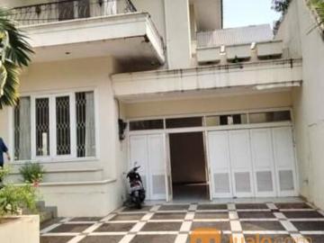 Rumah Sultan 2 Lantai Hunian Pribadi Strategis