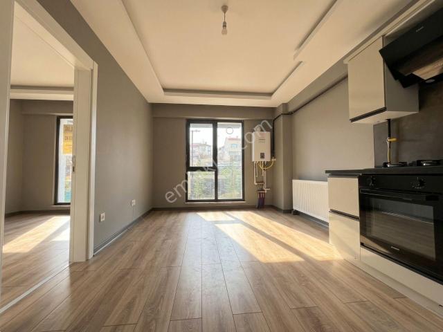 Rumeli Mah. Kervancı Butik Havuz Cephe 1+1 Kiralık Daire