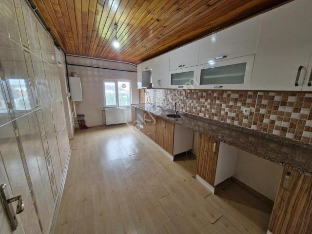 Rumeli Mahallesi Mekke Camii Yakını Kiralık 2+1 Daire