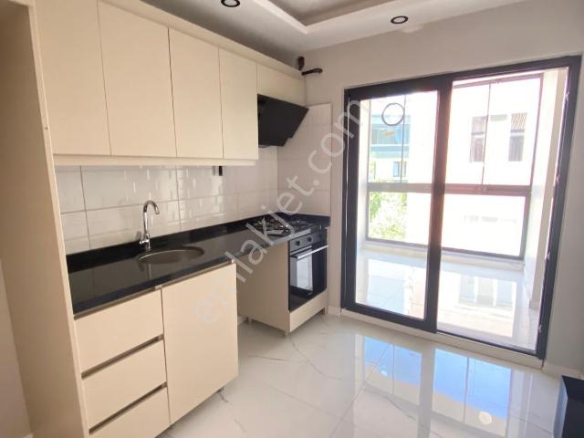 Rumeli Mahallesi Kapalı Cam Balkonlu Satılık 2+1 Daire