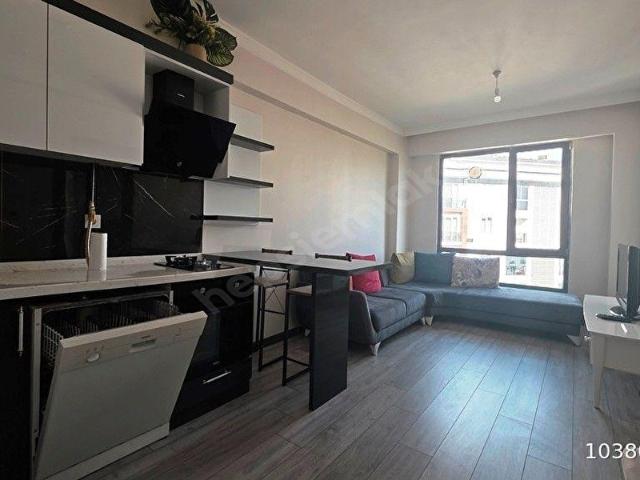 Rumeli Üniversitesine yakın 1+1 Balkonlu, Eşyalı, Güvenlikli