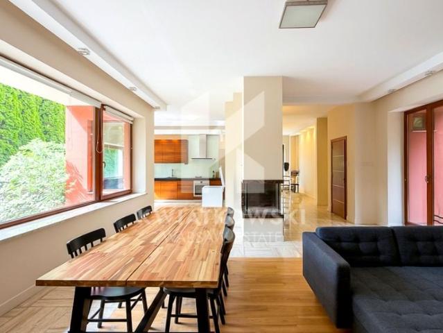 Rumiana 360 m², Warszawa