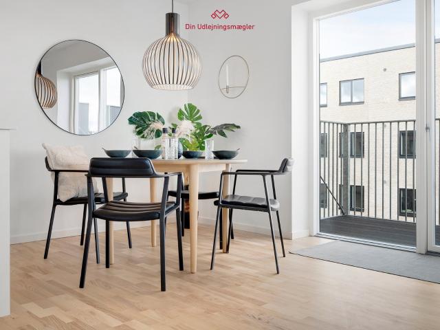 Rummelig 3 værelses bolig med moderne faciliteter