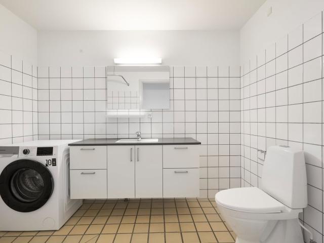 Rummelig 3 værelses lejlighed i central beliggenhed