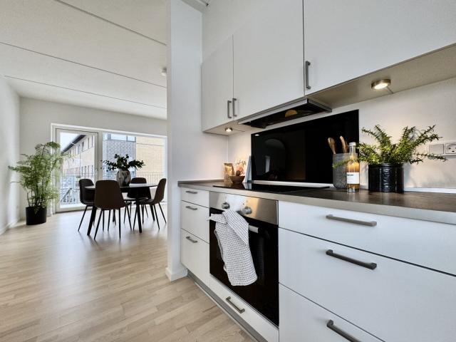Rummelig to plans lejlighed på Kranvejen, 111 m²