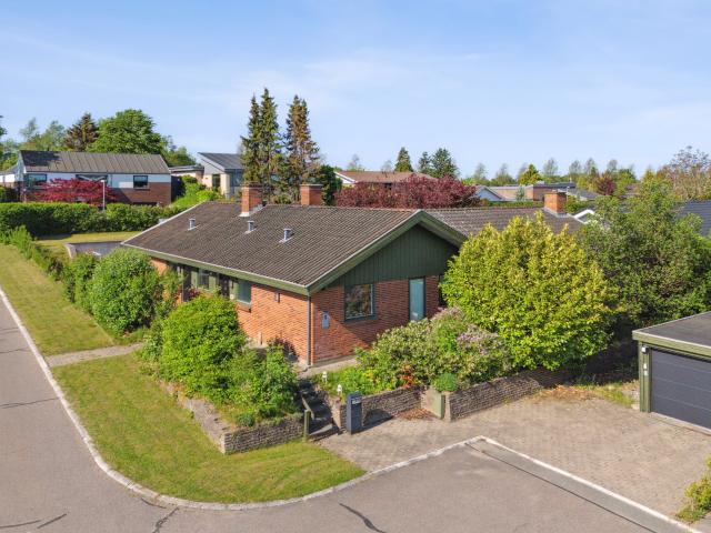 Rummelig 1 plans villa i Højbjerg, 171 m²