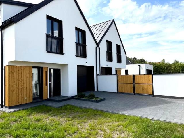 Runa leśnego 140 m², Radzymin