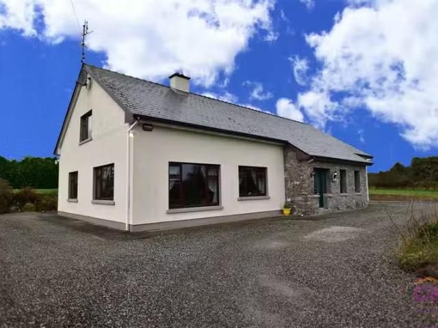 Runagry Knockmore, Ballina, Mayo, F26 C2F6