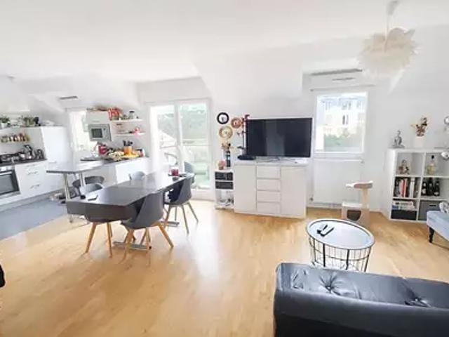 Rungis 94150 Achat / Vente appartement 4 pièces t4 au dernier étage balcon