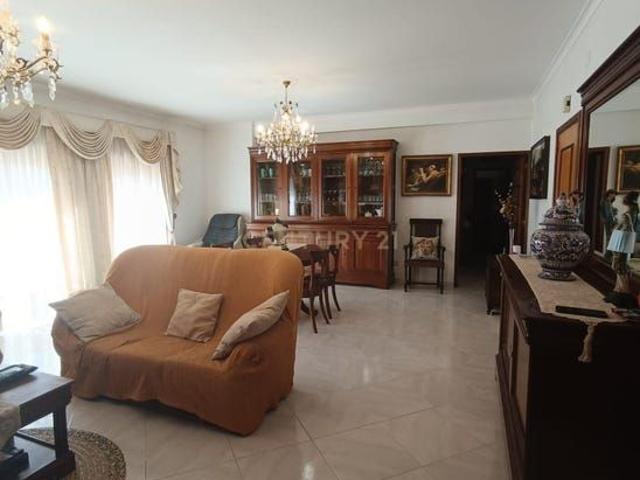 Rua Cristóvão Colombo, Odivelas, Portugal, Odivelas, Lisbon 2675 585