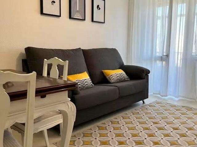 Rua Álvares Cabral, Vila Nova de Gaia, Porto 4400 017
