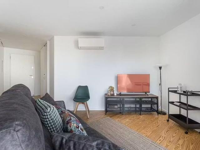 Rua dos Polacos, Vila Nova de Gaia, Porto 4430 174
