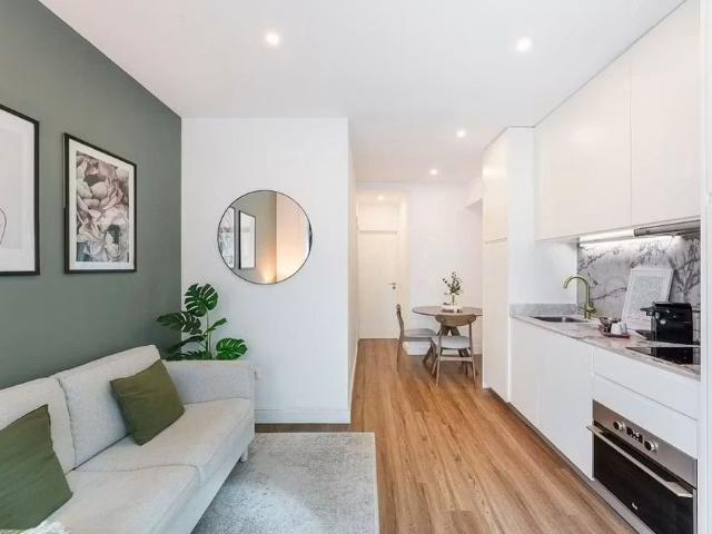 Rua das Oliveirinhas, Porto, Braga 4000 367