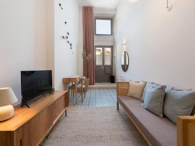 Rua das Taipas, Porto, Braga 4050 600
