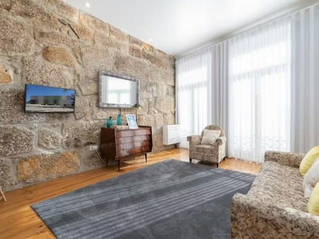 Rua de Dom Manuel II, Porto, Braga 4050 343