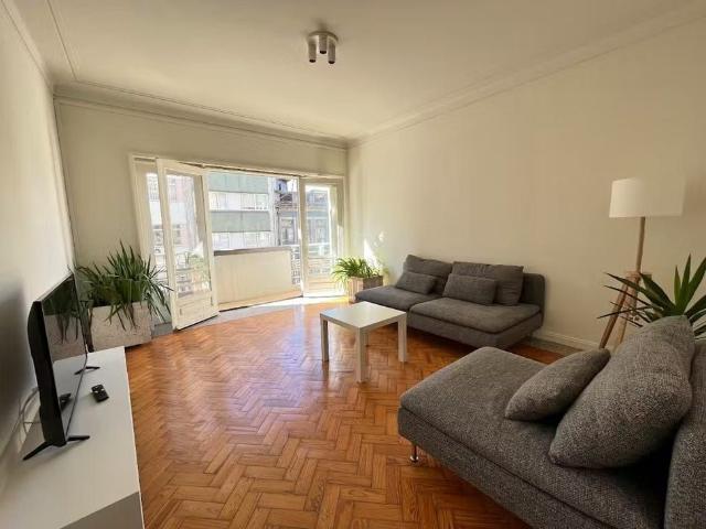 Rua de Nossa Senhora de Fátima, Porto, Braga 4050 426