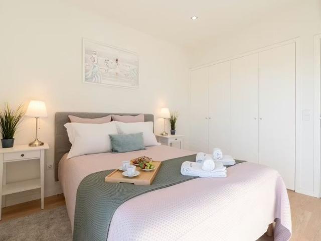 Rua de Nossa Senhora de Fátima, Porto, Braga 4050 459