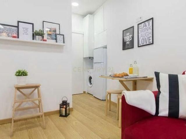 Rua de São Miguel, Lisbon, Portugal, Santa Maria Maior, Santarem 1100 007