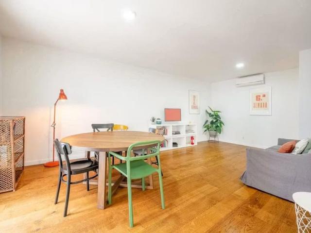 Rua de São Bento, Lisbon, Lisbon 1250 096