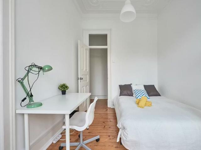 Rua de Pascoal de Melo, Lisbon, Lisbon 1000 234