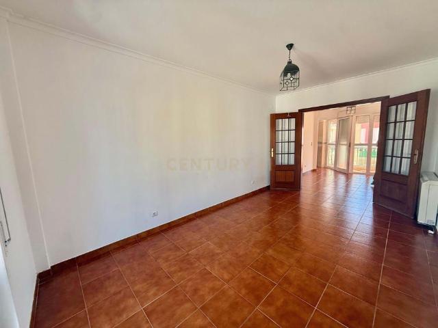 Rua Henrique de Barros n 33, São Lourenço, Portugal, Azeitão são Lourenço e São Simão, Setúbal Municipality 2925 556