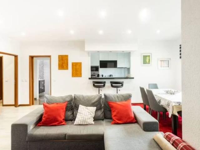 Rua Oliveira Lessa, Leça da Palmeira, Porto 4450 751