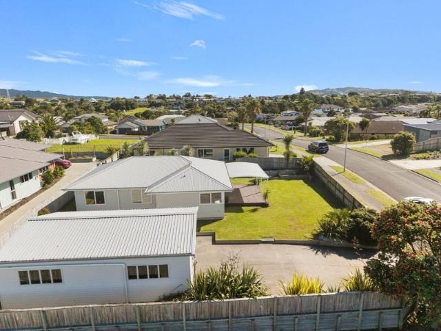 ruakaka, 3 bedrooms