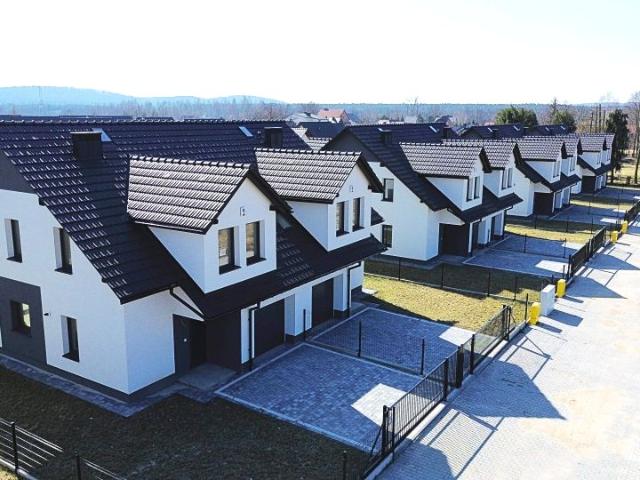 Rubinowa 131 m², Przeginia Duchowna