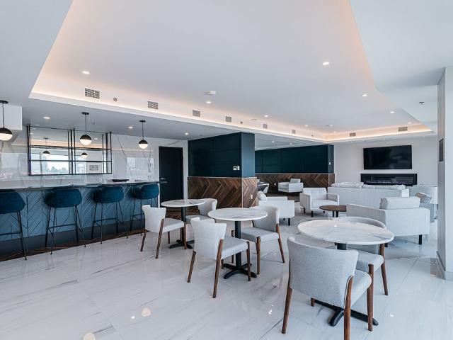 Rubis offers you the chance to experience an elevated rental living lifestyle in the heart of downtown Laval