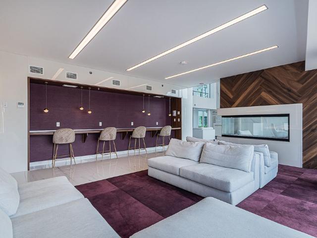 Rubis offers you the chance to experience an elevated rental living lifestyle in the heart of downtown Laval
