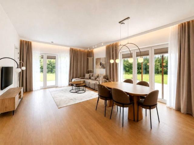 Ruczaj 175 m², Warszawa