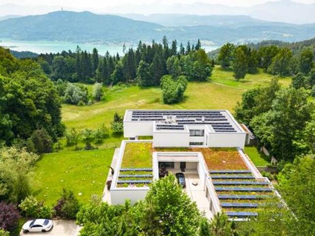 Rückzugsort über dem Wörthersee Panorama, Ruhe, Weite
