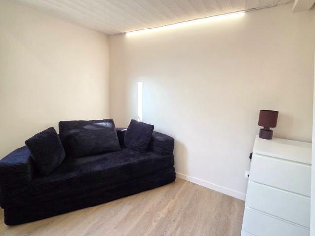 rue Clocheville appartement meublé avec cour privée