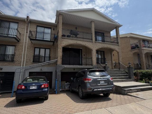 Rue Alain Grandbois, H4N 3C6, Montréal