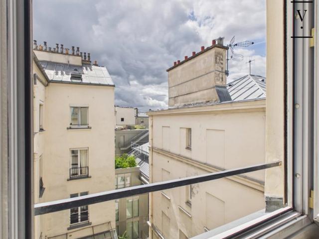 Rue Barbette Agréable 2 pièces