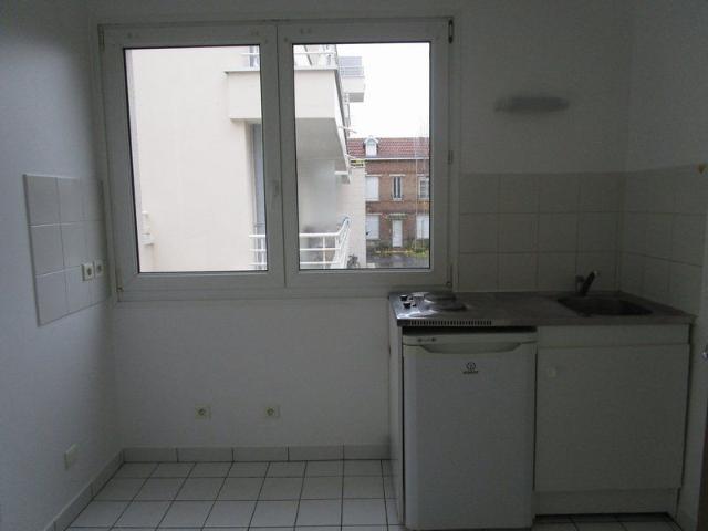 RUE GAMBETTA, Reims
