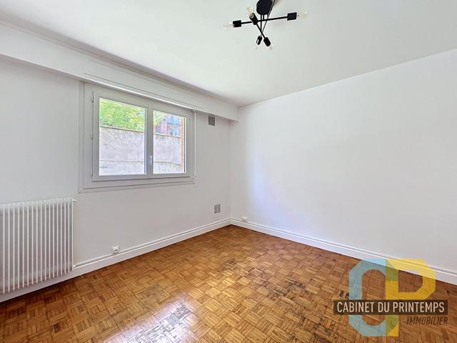 Rue de la Concorde Jeanne d'arc Studio non meublé 22 m2