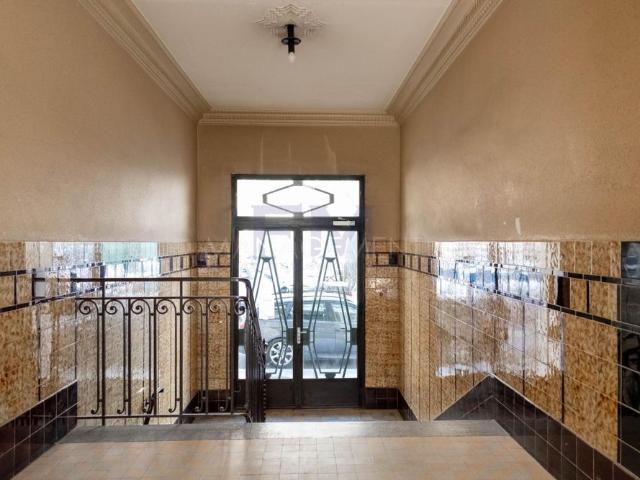 Rue de la Canonnière – 2.5 rooms of approximately 36 m² on the 5th floor