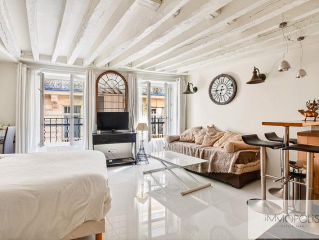 Rue de la Boétie, Paris 8e | Exclusivité