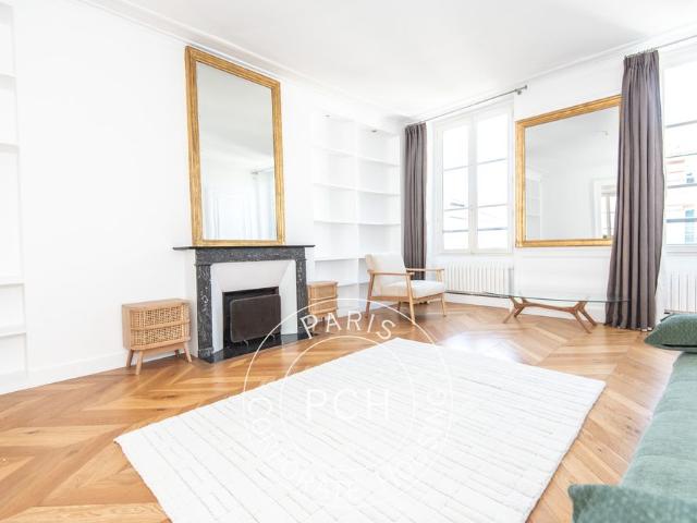 Rue de Montmartre, 75001, Paris