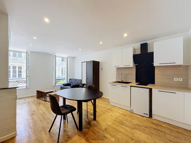 RUE DES MARECHAUX DISPONIBILTE IMMEDIATE