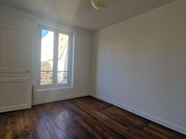 RUE DES CAILLOUX 2 Pièces 30m², Clichy