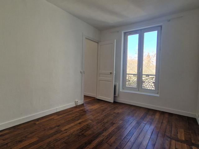 RUE DES CAILLOUX 2 Pièces 30m², Clichy