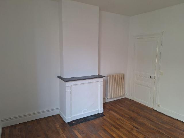 RUE EMILE ZOLA, Reims
