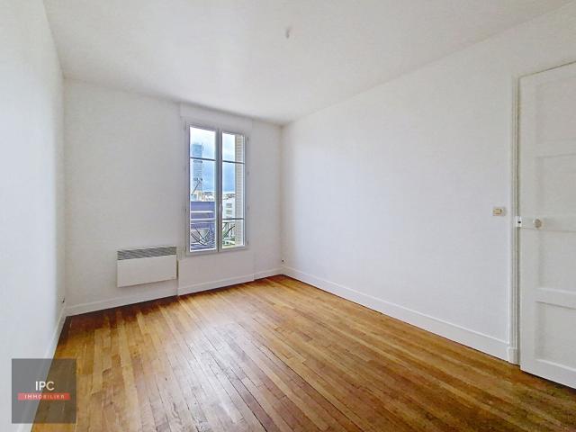 RUE HENRI BARBUSSE Studio 27m², Clichy