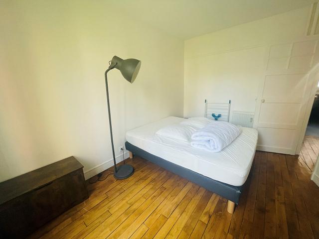 RUE HENRI POINCARE 2 Pièces meublé 35 M², Clichy