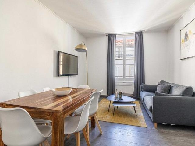 Rue Jean Jaures