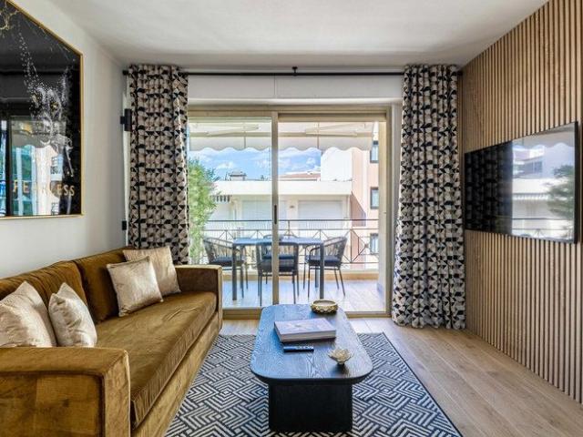 Rue Latour Maubourg