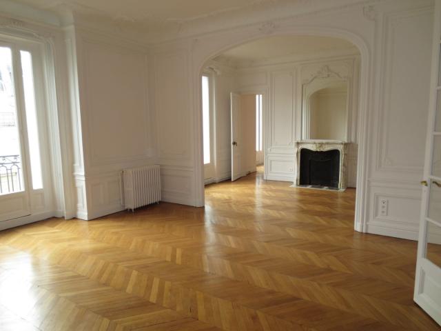 Rue la Boétie, 75008, 6 pièces, 174.97 m2