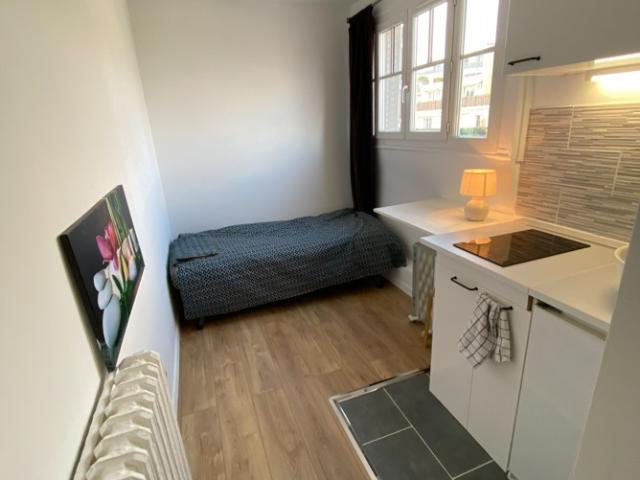 Rue Michel Ange Studio 8.80m2